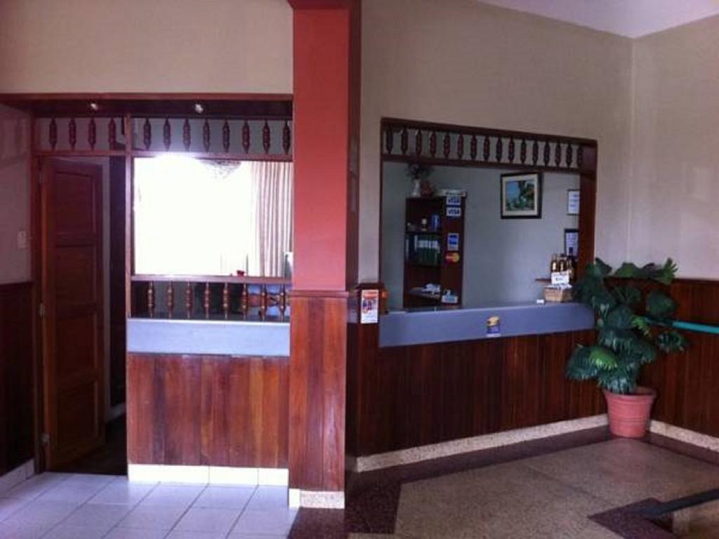 Hostal La Cascada Lima Exterior foto